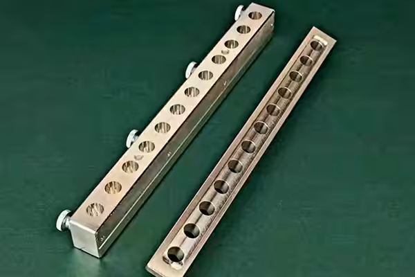 custom-injection-mold-tooling-3